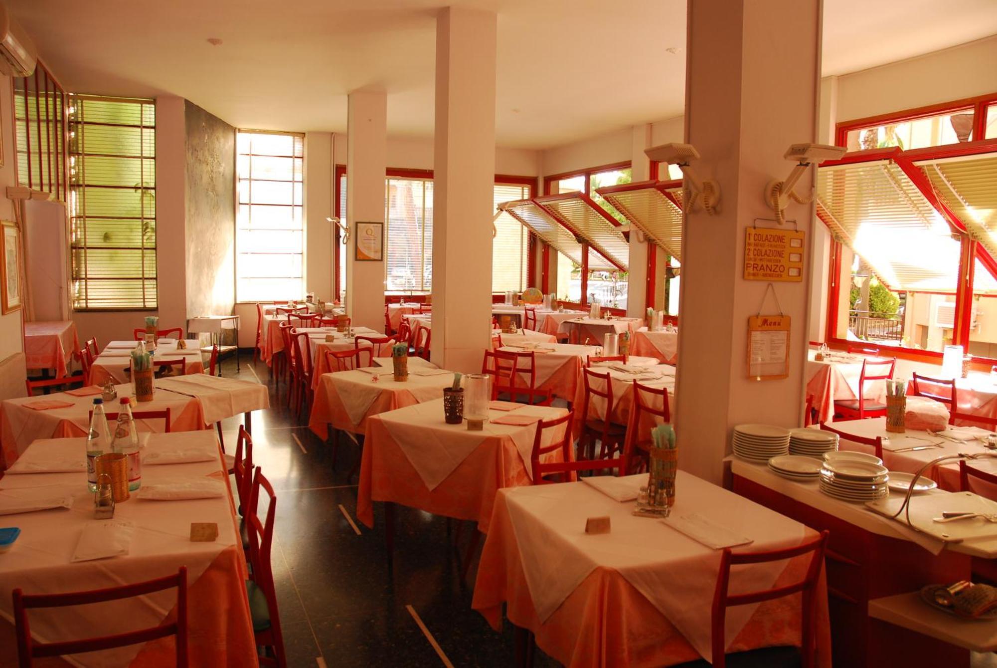 Hotel Colibri Finale Ligure Εξωτερικό φωτογραφία